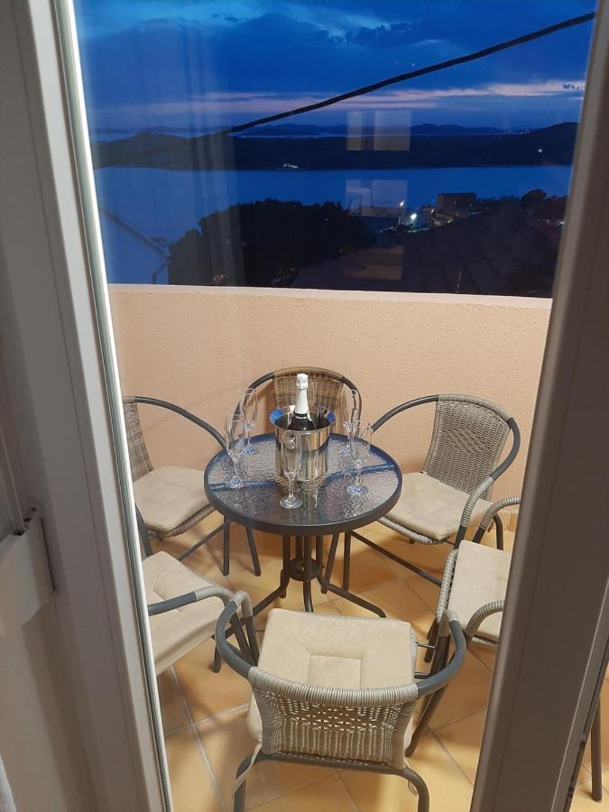 Bella Vista Apartment 希贝尼克 外观 照片