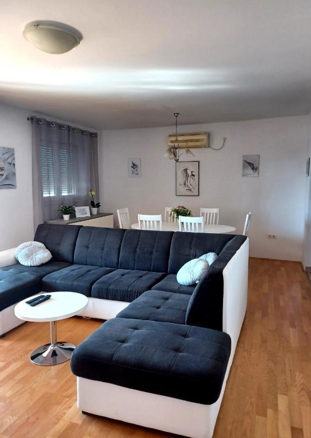 Bella Vista Apartment 希贝尼克 外观 照片